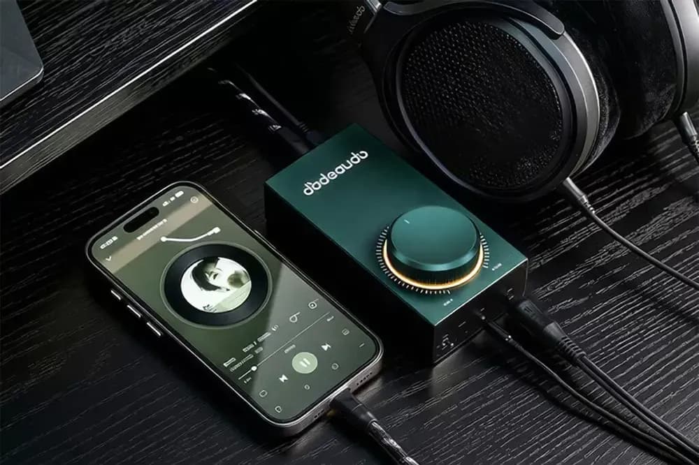 Jade Audio GIGAS 1 – компактный усилитель для наушников с мощностью до 4,6 Вт на канал