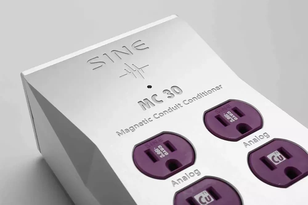 Sine MC25 и MC30 – кондиционеры питания начального уровня