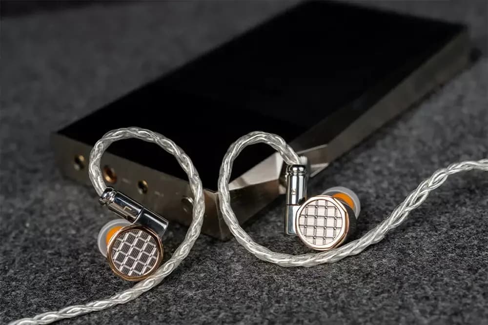 FiiO Snowsky OAK Nano – проводные внутриканальные наушники с бериллиевыми драйверами