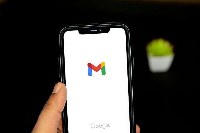 Российские сайты будут крупно штрафовать за авторизацию с помощью Gmail. Закон принят