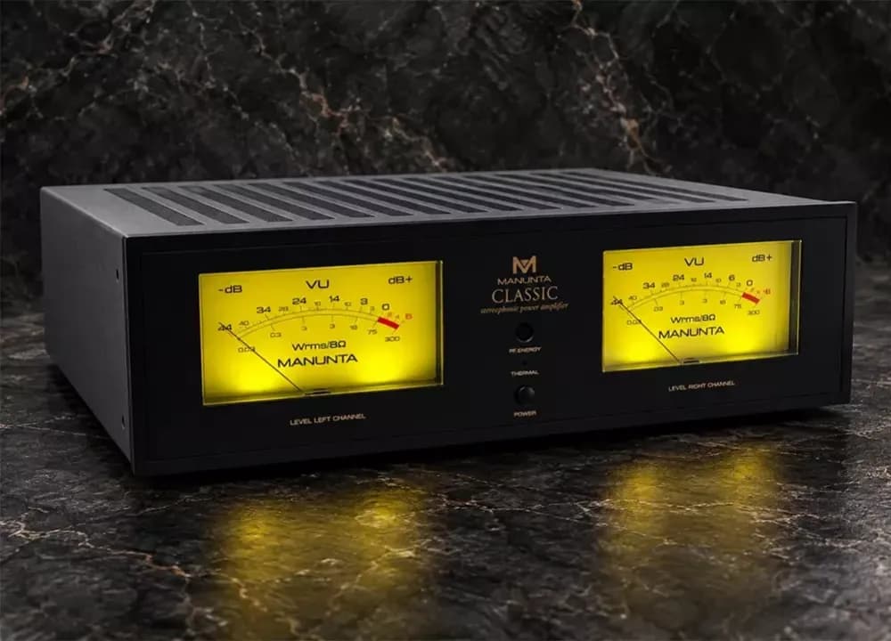 Manunta расширила серию Classic предварительным усилителем и усилителем мощности