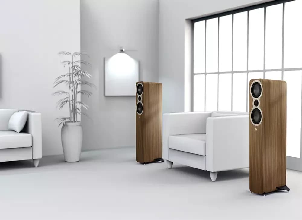 Q Acoustics 3040c – компактная напольная акустическая система в серии 3000c