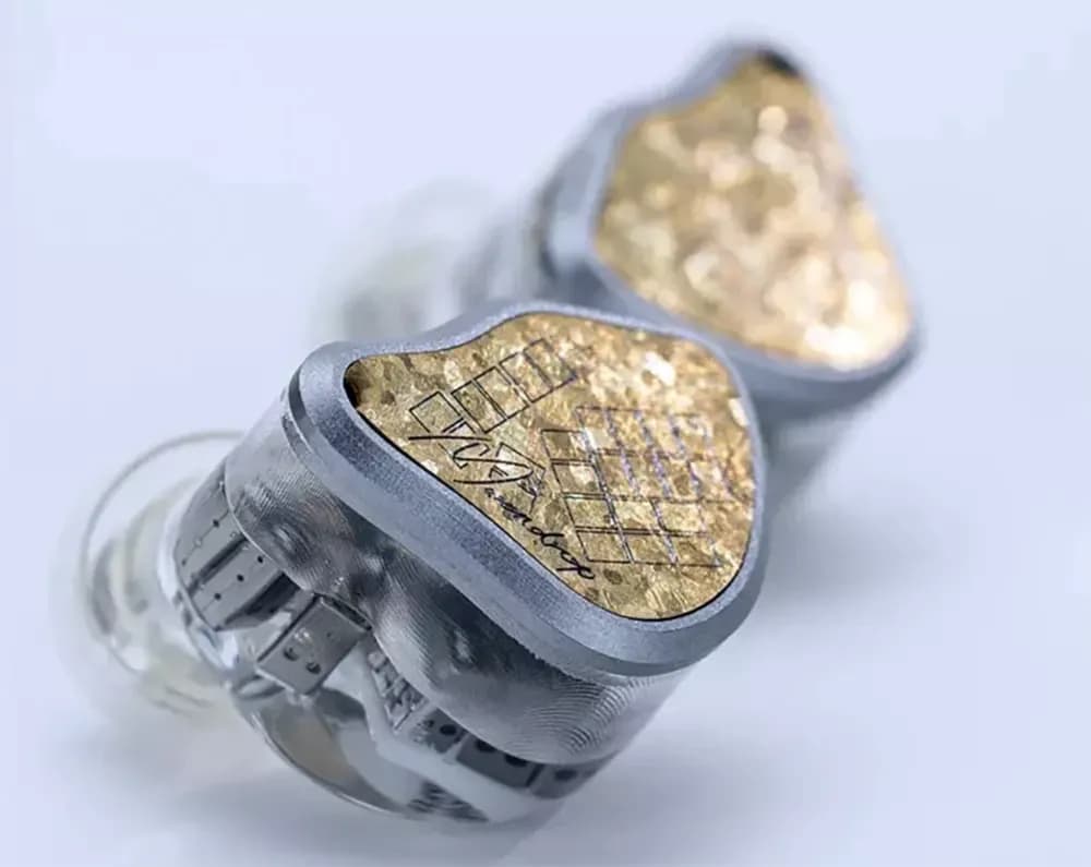 Moondrop Armature Art 24 – флагманские внутриканальные наушники с 24 BA-драйверами